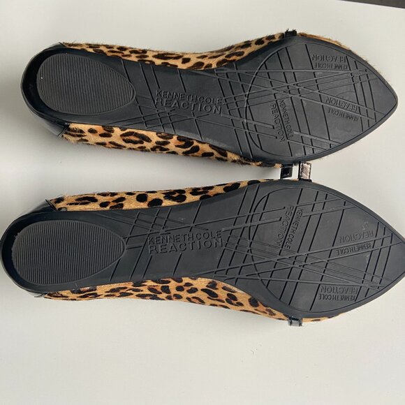 NWOT Kenneth Cole Reaction Leopard Flats - Picture 3 of 4